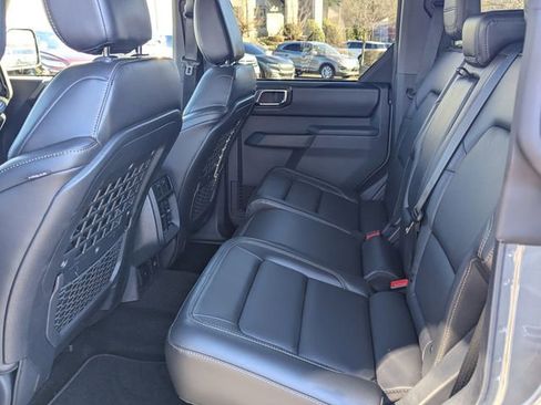 Certified 2025 Ford Bronco Badlands image 12
