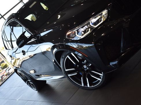 Used 2021 BMW X5 M w/ Executive Package image 4
