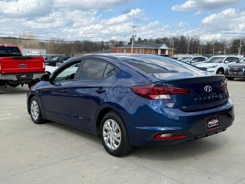 Used 2020 Hyundai Elantra SE image 5