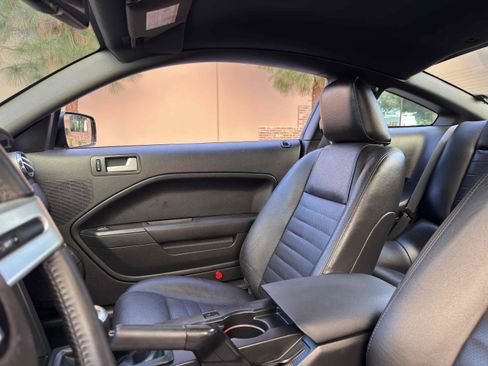 Used 2008 Ford Mustang GT Premium image 26