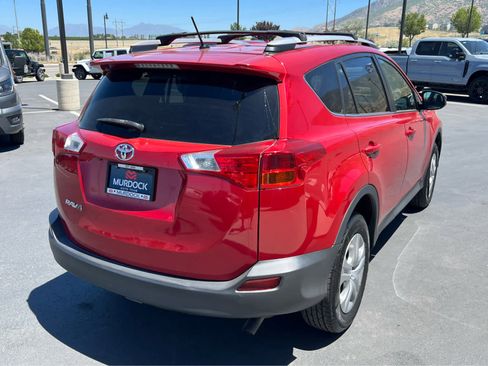 Used 2015 Toyota RAV4 LE FWD image 8