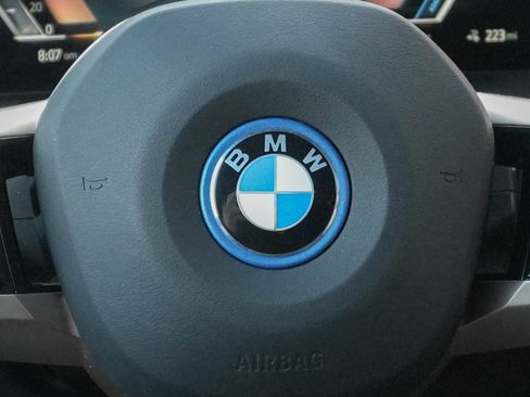 Used 2023 BMW iX xDrive50 w/ Premium Package image 14