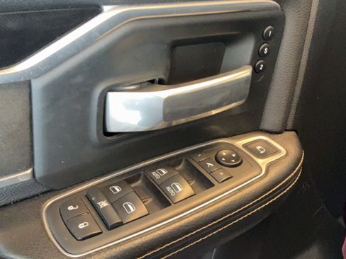 Used 2020 RAM 2500 Laramie w/ Night Edition AWD/4WD image 25