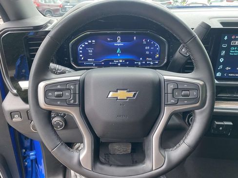 Used 2025 Chevrolet Silverado 1500 LT RWD image 18