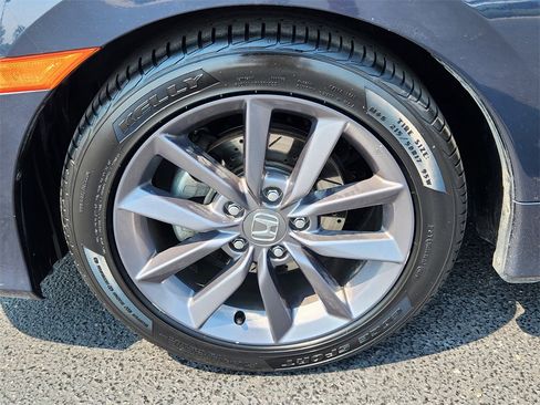 Used 2020 Honda Civic EX image 16