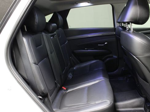 Used 2022 Hyundai Tucson Limited image 15