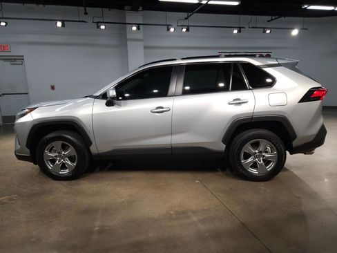 Used 2024 Toyota RAV4 XLE image 4