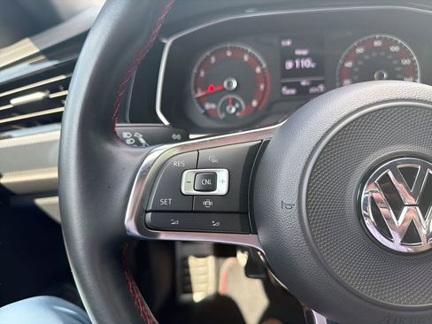 Used 2019 Volkswagen Jetta GLI FWD image 16