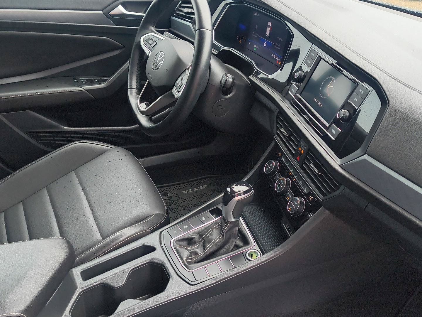 Used 2022 Volkswagen Jetta SE FWD image 30