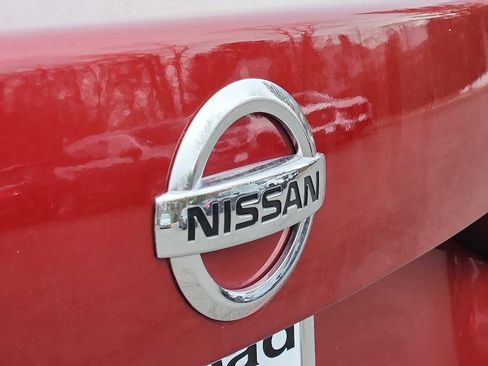 Used 2023 Nissan Sentra SV image 3