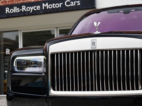 Certified 2023 Rolls-Royce Cullinan AWD/4WD image 7
