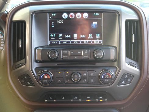 Used 2016 Chevrolet Silverado 1500 High Country w/ High Country Premium Package image 23