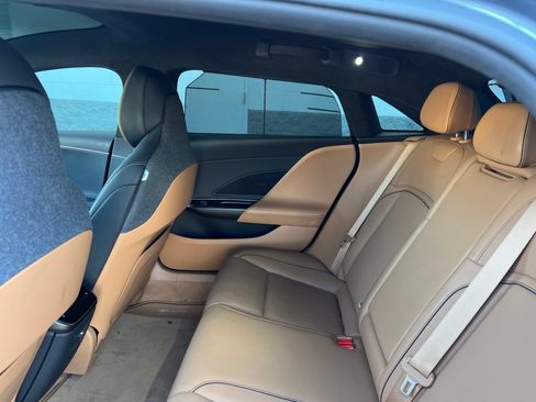 Used 2025 Lucid Air Touring AWD/4WD image 21