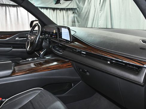 Used 2023 Cadillac Escalade Premium Luxury AWD/4WD image 64