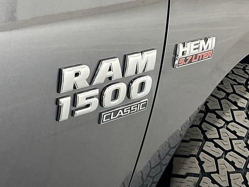 Used 2019 RAM 1500 Express w/ Express Value Package image 39