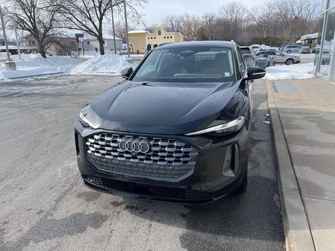 Certified 2025 Audi Q5 Premium w/ Convenience Package image 44