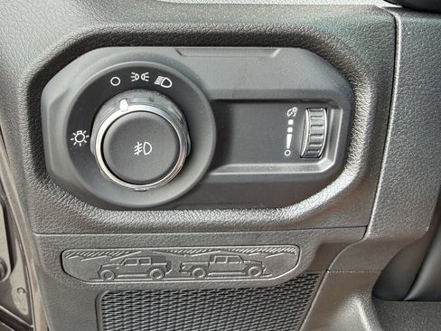 Used 2026 Jeep Wrangler Sport AWD/4WD image 31