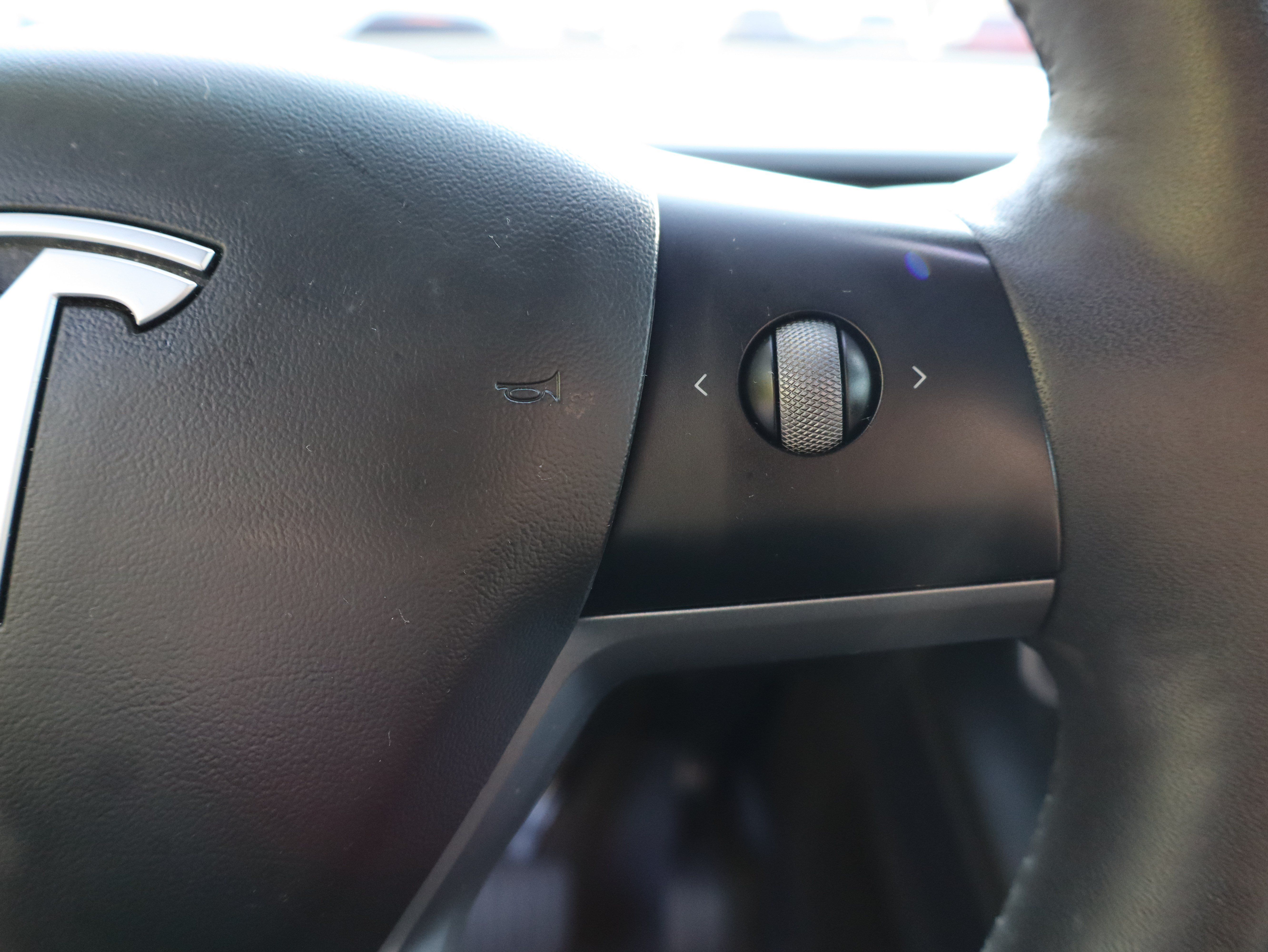 Used 2021 Tesla Model Y Long Range AWD/4WD image 26