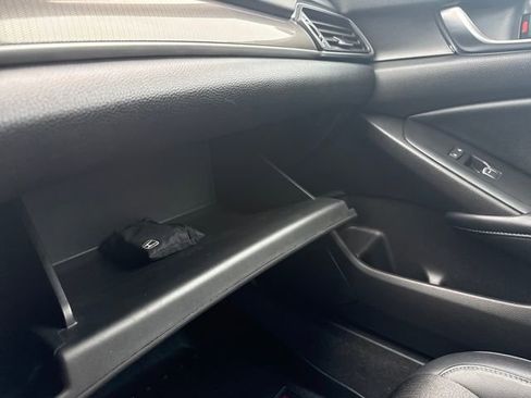 Used 2018 Honda Accord Sport image 34