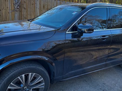 Used 2022 Volvo XC90 T6 Momentum image 4