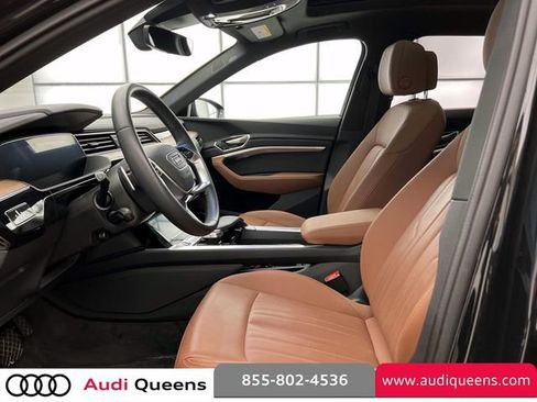 Used 2024 Audi Q8 e-tron Premium Plus w/ Premium Plus Package AWD/4WD image 18