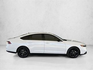 Used 2025 Honda Accord SE video 4