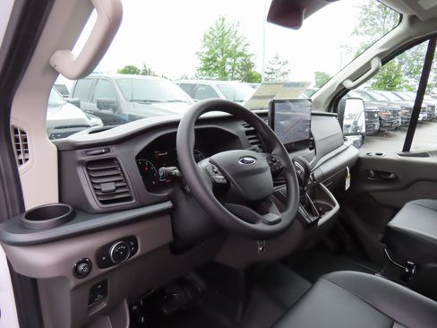 New 2025 Ford Transit 150 Low Roof image 8