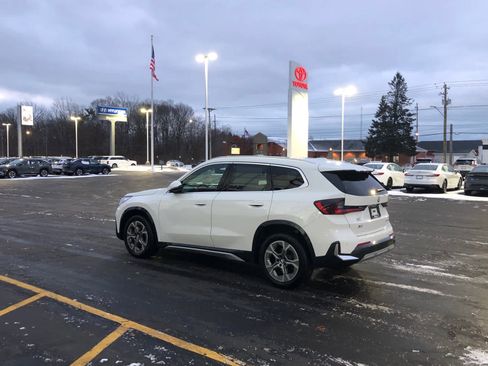 Used 2025 BMW X1 xDrive28i image 3