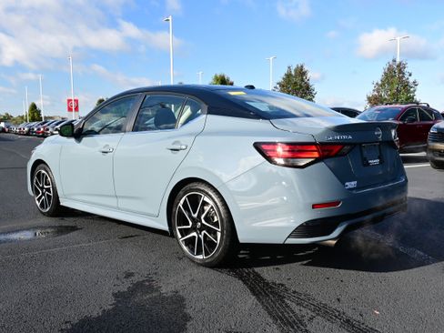 Certified 2024 Nissan Sentra SR w/ Trunk Package image 9