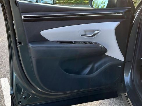 Used 2024 Hyundai Tucson Limited image 21