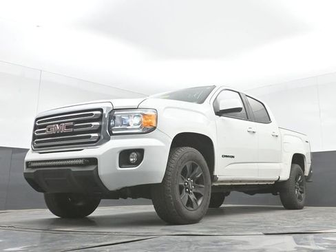 Used 2019 GMC Canyon SLE w/ Driver Alert Package image 29