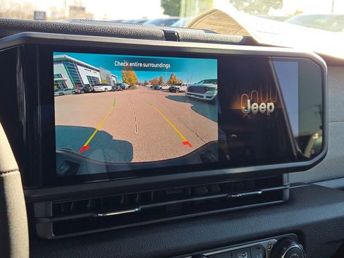 New 2026 Jeep Gladiator Sport image 30