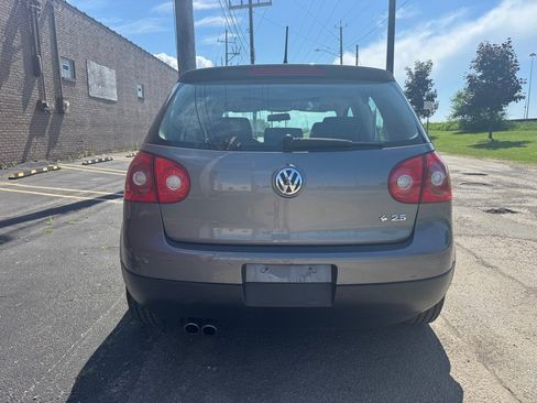 Used 2009 Volkswagen Rabbit 2-Door image 4