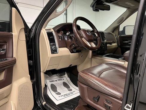 Used 2014 RAM 2500 Longhorn w/ Convenience Group AWD/4WD image 20