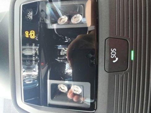 Used 2021 Volkswagen ID.4 Pro RWD image 33