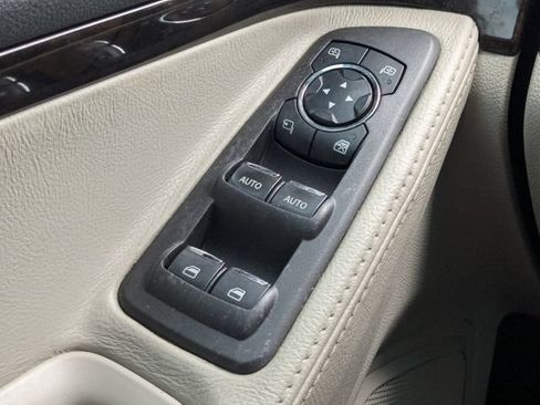 Used 2014 Ford Explorer Limited w/ Equipment Group 302A FWD image 29