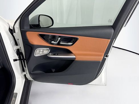 Certified 2026 Mercedes-Benz GLC 300 image 26