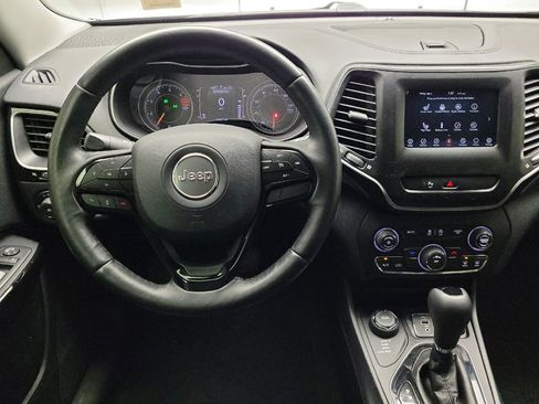 Used 2019 Jeep Cherokee Latitude Plus image 22