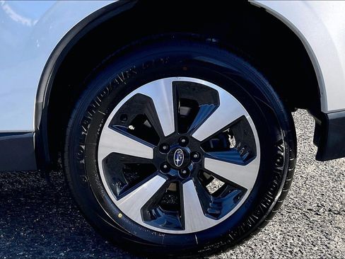 Used 2018 Subaru Forester 2.5i Premium image 10