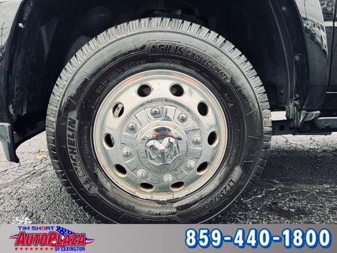 Used 2023 RAM 3500 Limited image 6