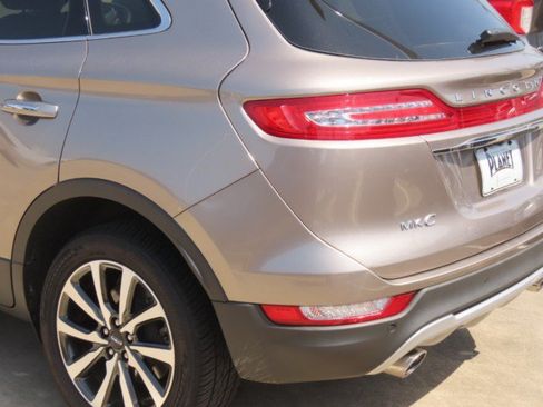 Used 2019 Lincoln MKC Reserve w/ MKC Climate Package FWD image 14