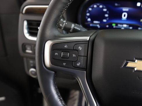 Used 2023 Chevrolet Tahoe Premier AWD/4WD image 21
