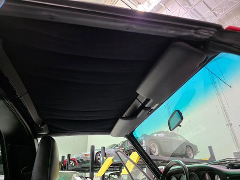 Used 1987 Porsche 911 Carrera image 88