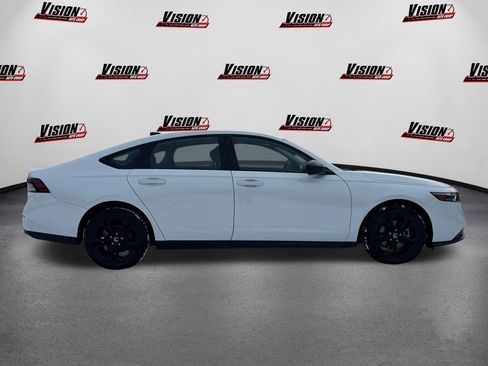 Used 2025 Honda Accord SE image 4