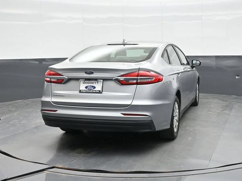 Used 2020 Ford Fusion S FWD image 3