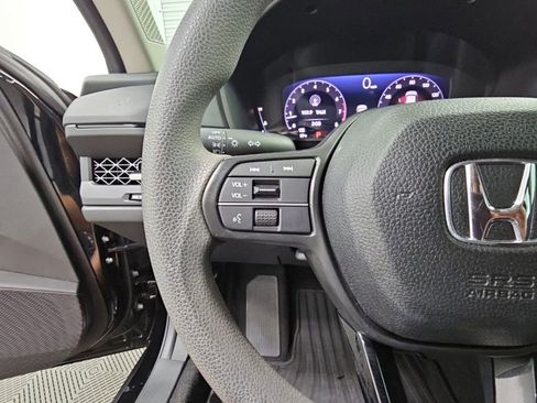 Used 2025 Honda Accord SE image 23