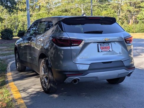 New 2025 Chevrolet Blazer LT image 4