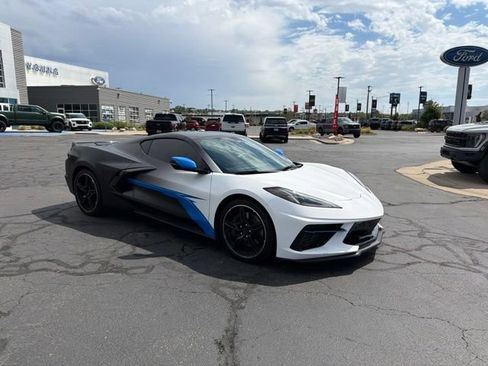 Used 2024 Chevrolet Corvette Stingray Preferred Cpe w/ Z51 Performance Package RWD image 2