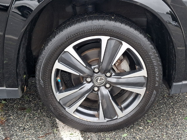 Used 2024 Lexus UX 250h AWD w/ Premium Package image 8