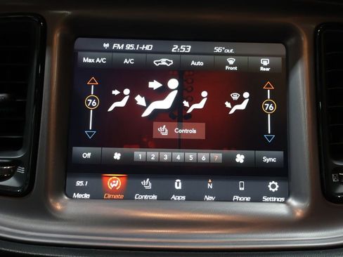 Used 2023 Dodge Challenger R/T w/ Plus Package image 28